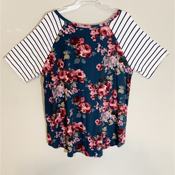 Pink Blush Maternity (1X) Dark Teal and Pink Floral and Stripes Short Sleeve Top - Picture 5 of 8